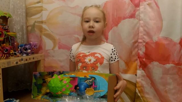 Enchantimals "Лодка в джунглях" обзор и распаковка, "Junglewood Boat: Merit Monkey & Compass" смотреть онлайн