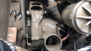 Замена генератора на автомобиле BMW e34
