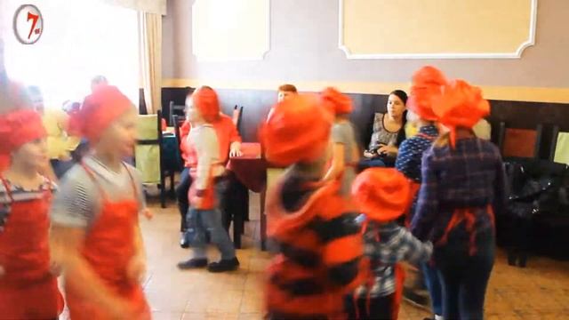 Юные кулинары учатся готовить с "Пора играть" смотреть онлайн