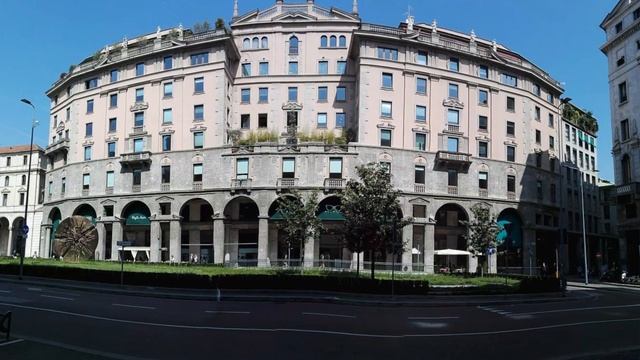 Пьяцца-Филиппо-Меда | Собор и Ла Скала. Достопримечательности Милана смотреть онлайн