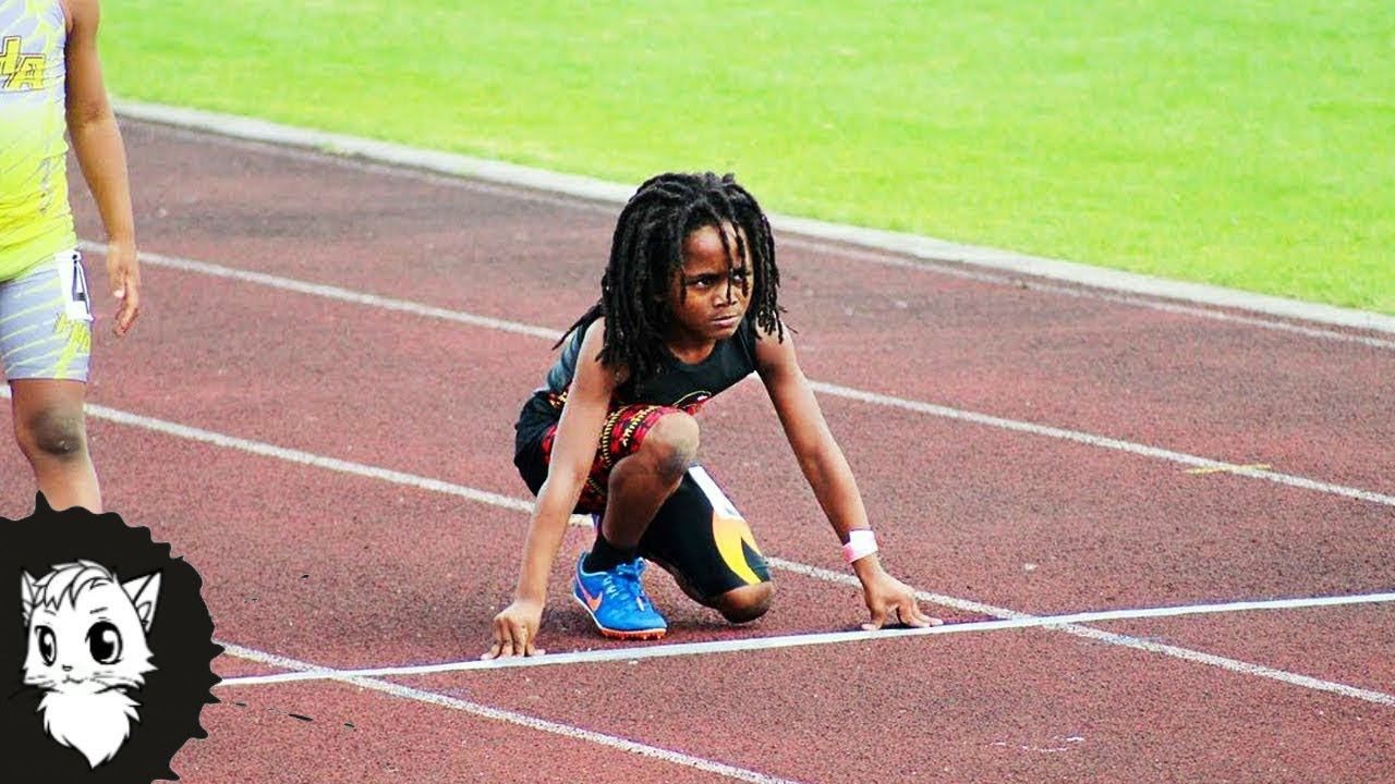 ПОСМОТРИ КАК БЫСТРО БЕЖИТ ЭТОТ МАЛЬЧИК! ЕГО НАЗЫВАЮТ САМЫМ БЫСТРЫМ РЕБЕНКОМ В МИРЕ [Белый кот] смотреть онлайн