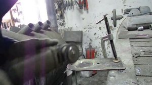 Как вырезать круглое отверстие Болгаркой в металле-просто!