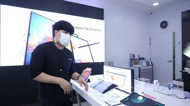 รีวิว Galaxy Tab A9, S9 FE และ S9 พร้อมโปรโมชันสุดคุ้ม! | Fortune Town смотреть онлайн
