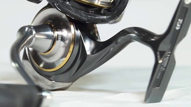Обзор катушки Daiwa 20 Luvias LT 4000C, артикул 10060211
