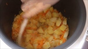 Тушеная картошка с капустой и рисом в мультиварке — видео рецепт