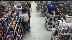 Кража в детском магазине