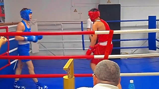 бой в 60 кг Я vs Баязитов Саид 2023 смотреть онлайн