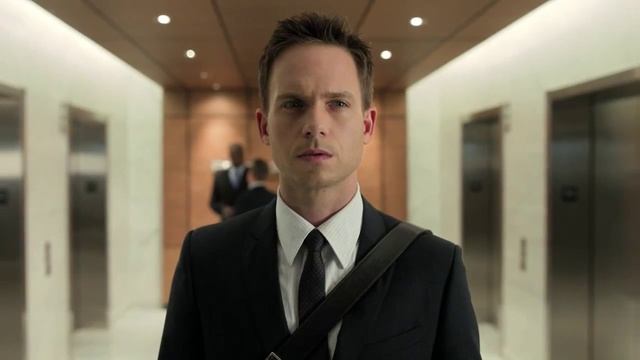 Стиль Майка Росса, «Форс-мажоры» смотреть онлайн