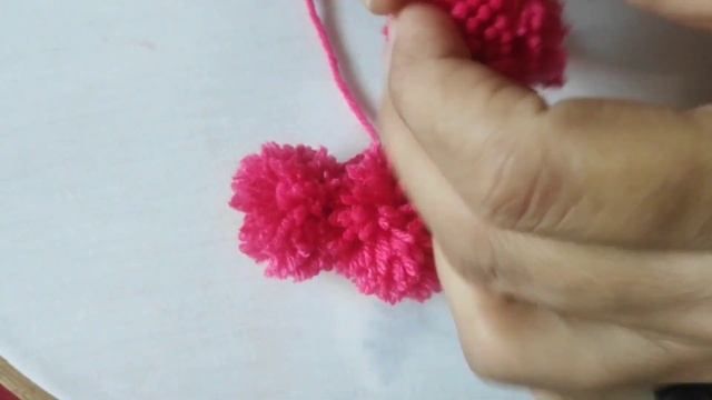 How to make ♥️ Heart pom pom design |Very Very Easy Heart pom pom design trick смотреть онлайн