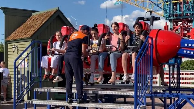 Современный парк в Омске! Зелёный остров «Вокруг света». #вокругсвета#парквомске#зеленыйостров