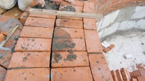 супер стрим.кладка круглого эркера из кирпича.просто быстро удобно.нивок111
