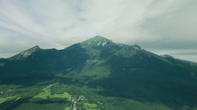 Горы Пятигорска в 4к. Вид с горы Машук. Футажи гор. Праллакс-видео. Синемаграфия. Живые фотографии.