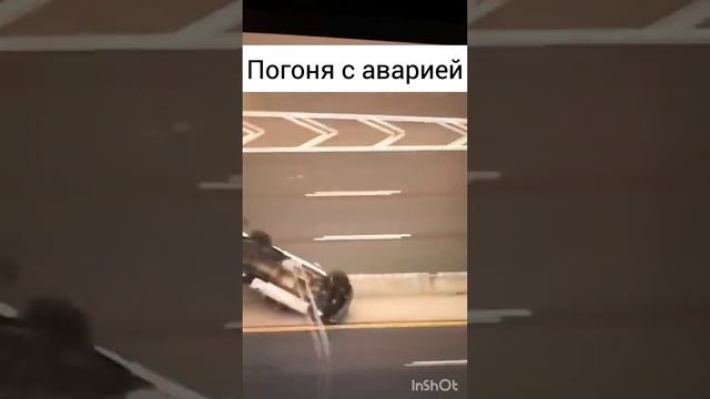 Погоня с аварией в США, неубиваемый Додж