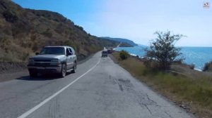 Автодорога Алушта-Судак. По горному серпантину вдоль моря.