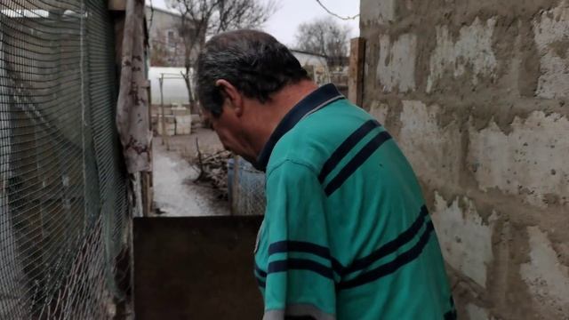 ЧЕМ Я ПОЛЕЗЕН ПО ХОЗЯЙСТВУ БЕЗ РУК / ОБЗОР ХОЗЯЙСТВА (УТКИ) смотреть онлайн