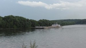 Сухогрузы Ока-23, Ока-20 и буксир РТ-427 с баржей 7072