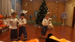 средняя гр танец Зайчата