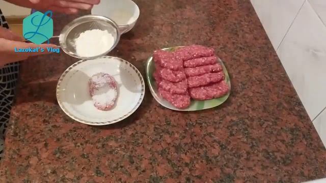 Котлеты из фарша рецепт Котлеты мясные сочные Котлеты из фарша видео Домашние котлеты рецепт смотреть онлайн