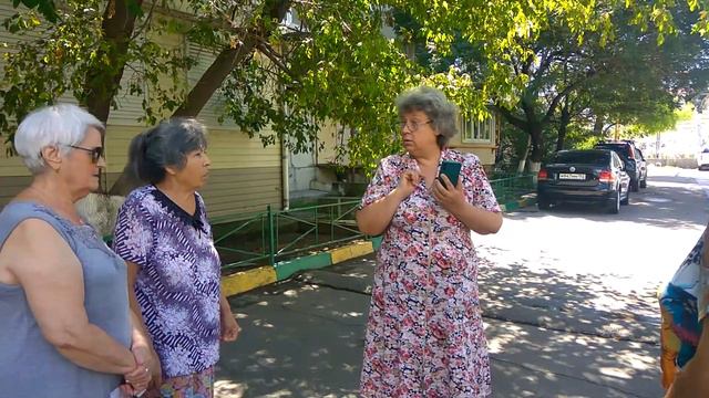 Сквозное движение не даёт покоя жителям новороссийского МКД смотреть онлайн