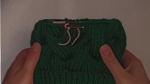 Набор шапка с фиксированным отворотом и хомутик МК. Коса с тенью.