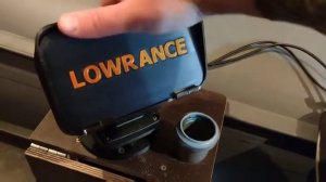 Защита + козырек + поворотный механизм для эхолота Lowrance Hook 2-4X GPS Bullet