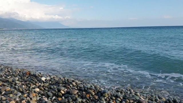 ШУМ МОРЯ ШЕЛЕСТ ВОЛН ПО КАМНЯМ ДО МУРАШЕК смотреть онлайн