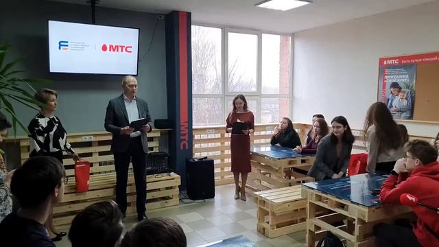 ЯГТУ изнутри смарт зоны, WI FI и стажировки в МТС смотреть онлайн