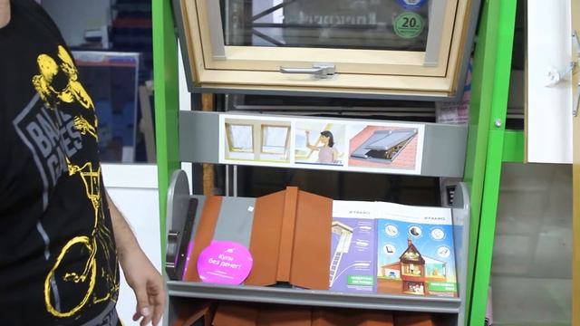 Окна FAKRO. Факро. Установка окон в крышу дома. смотреть онлайн