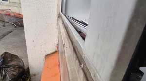 Делаем дренаж в окне и проверяем как вода вытекает из окна #секретыоконщика