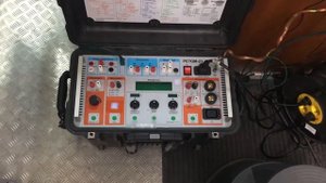 Рабочее место Инженера РЗА (релейщика) вне офиса (на подстанции).