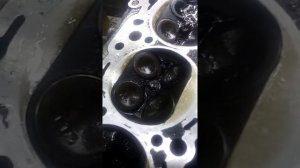 Пропускают клапана 4G63