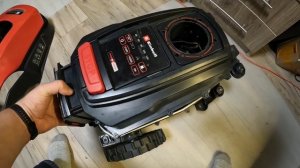 Робот газонокосилка на дистанционном управлении. Разборка.