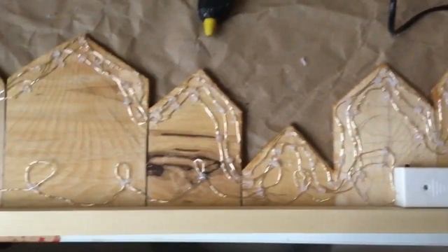 Украшаем полочку к Новому году - зимний городок DIY смотреть онлайн