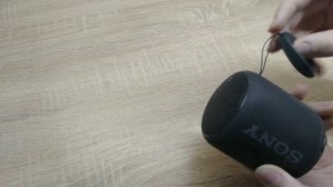 Bluetooth колонка sony SRS-XB10, портативная акустика, обзор колонки sony, мини колонка.