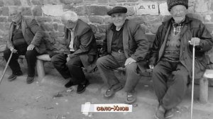 Хнов (рут. Хин) — село в Ахтынском районе Республики Дагестан.
