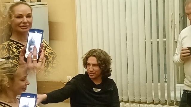 Поэт и муза. Кирилл Игнатов и Ксения Грин. "Мы из особой касты". После вечера в ЦОД ВКС 2023_08_03 смотреть онлайн