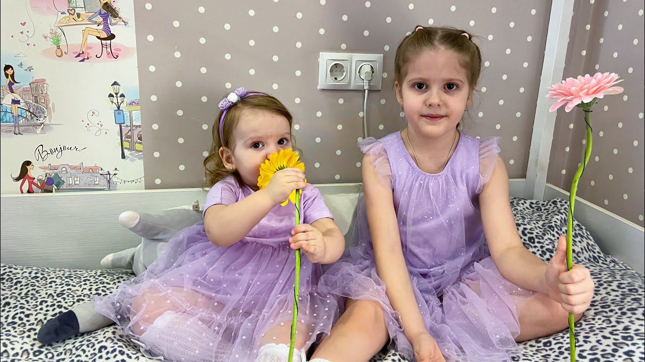 Праздничные выходные. 8 Марта. День Рождение. Семейный день смотреть онлайн