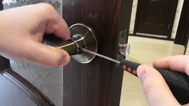 Картинки КАК СНЯТЬ КРУГЛЫЙ ЗАМОК С ДВЕРИ