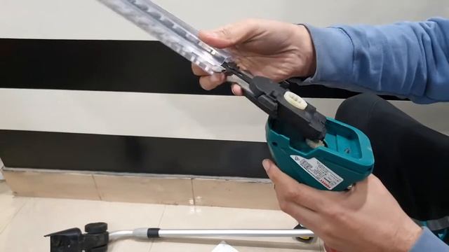 FERREX CORDLESS GRASS AND HEDGE TRIMMING SHEARS Unboxing, REVIEW and Price By FE смотреть онлайн