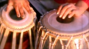 Ajeet Kaur - Kiss the Earth - La Luna