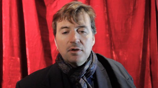 Entrevista a Albert Serra director de Pacifiction смотреть онлайн