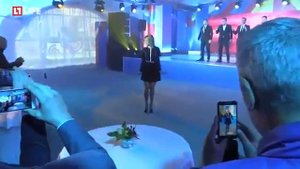 Мария захарова танцевала калинку - Maria Zharkova menari Kalinka, perfecto.