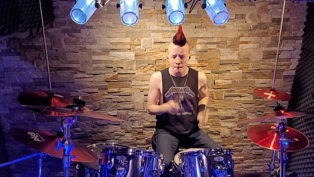 NEW VOLBEAT 'DONT TREAD ON ME' -DRUM COVER WITH ROB CAGGIANO смотреть онлайн