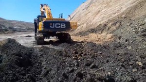 Добыча руды открытым способом