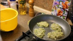 Оладьи (драники) из замороженных кабачков