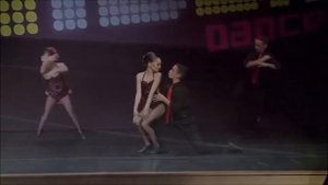 Мэдди Зиглер VS Ева Уварова Баттл Stromae – Papaoutai