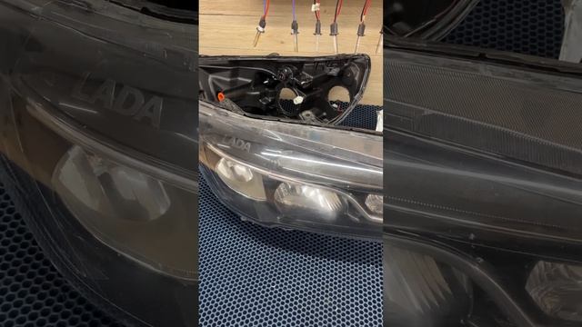LADA Vesta установка светодиодных линз Technik Division 3" смотреть онлайн