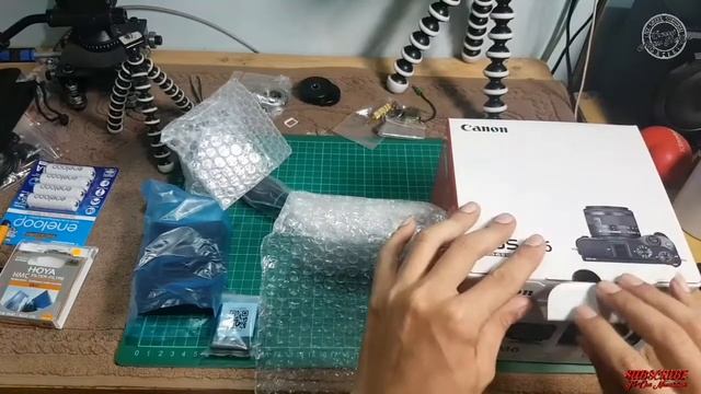 Kamera Mirrorless Canon EOS M6 (Unboxing) смотреть онлайн