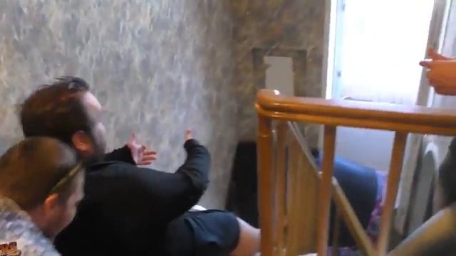 ВЛАД САВЕЛЬЕВ скатился с лестницы смотреть онлайн