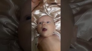 Как разговаривает трёх месячный ребёнок